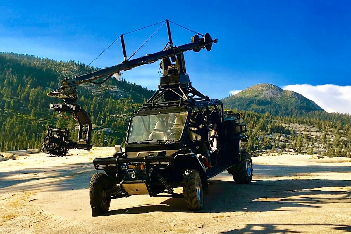MōVI XL mounted on Tom Car