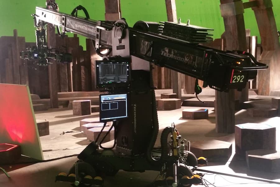 TechnoDolly production