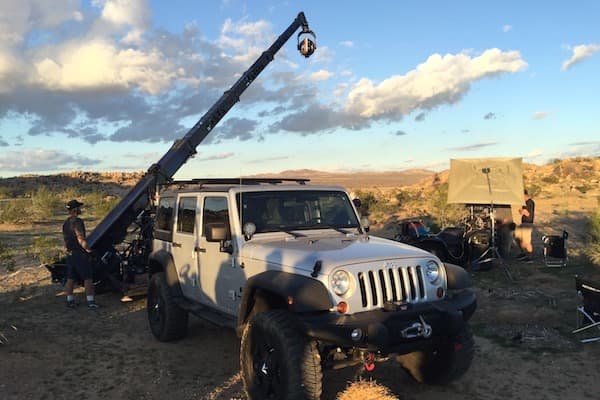 Crane with Oculus on Jeep